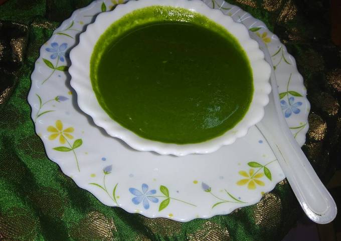 Healthy palak soup(spinach soup)