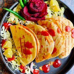 Chatpata chicken kabab naan A picture of Chatpata chicken kabab naan.