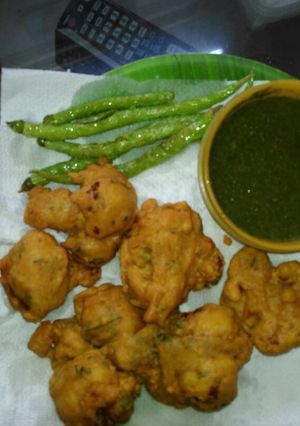A picture of Gobhi ke pakoda.