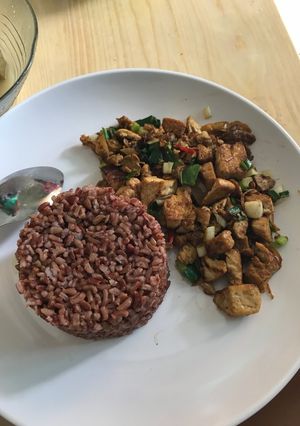 Foto resep Nasi uduk beras merah orek tahu untuk diet