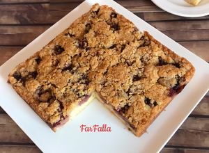 صورة لوصفة الكيكة المفتتة بالفراولة Streusel Cake 🇩🇪