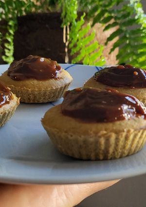 Una foto de Muffins de naranja en licuadora (sin gluten y con azúcar mascabo)