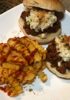 A picture of Sloppy Joes.