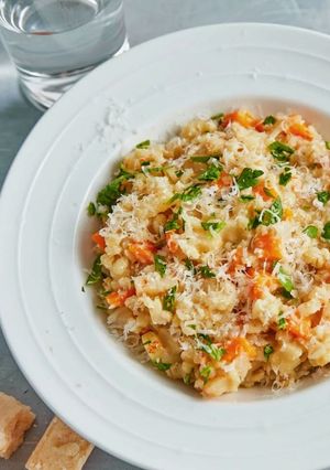 Z�lds�ges-csirk�s rizott� gyorsf�z� ed�nyben recept fot�ja