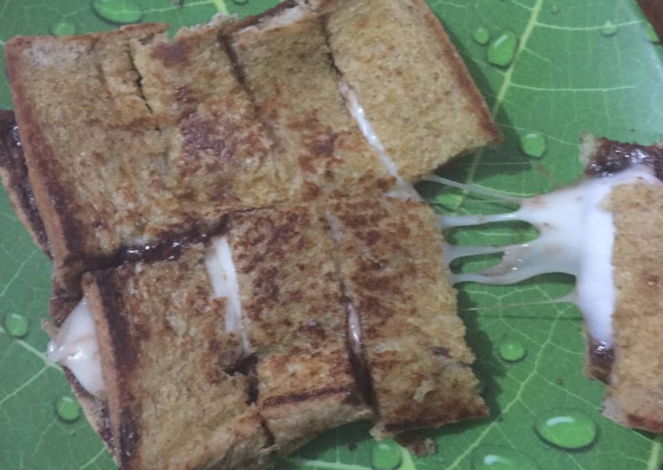 Roti bakar gandum choco mozza