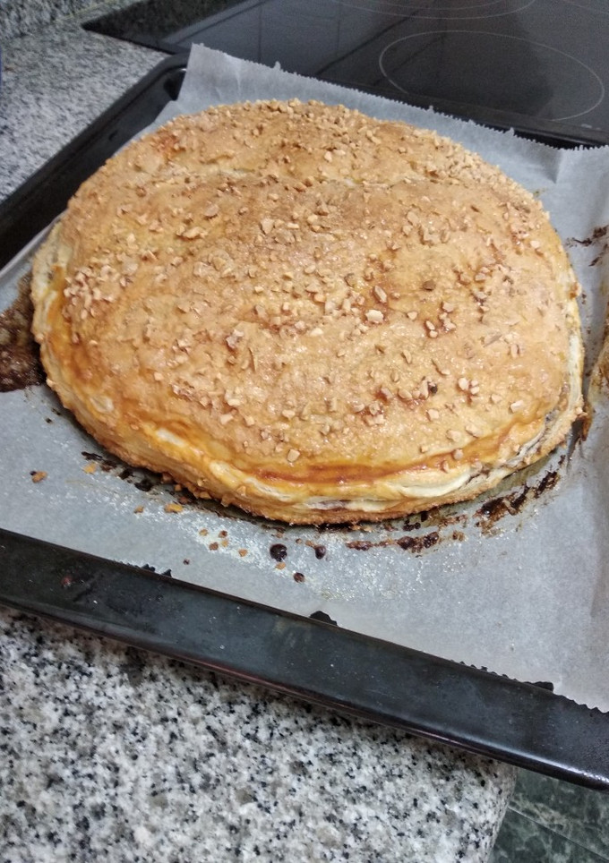 Una foto de Coca rellena de chocolate