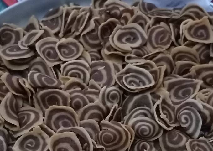 Langkah Mudah untuk Membuat Kuping gajah jadul yang Enak
