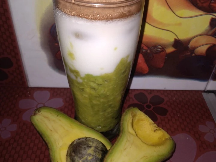 Cara Mudah Menyiapkan Resep Alpukat kocok milo yang Uenak Anti Ribet, Mantap