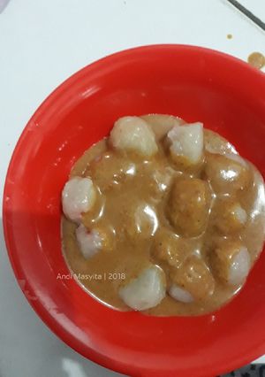 Foto resep Cilok isi sosis keju + saos kacang