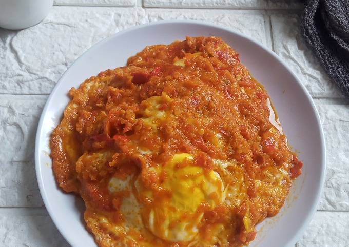 Resep Balado Telor Ceplok oleh Sulis_UmmuSalma - Cookpad