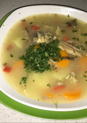 Una foto de Caldillo de cabezas de pescado😋