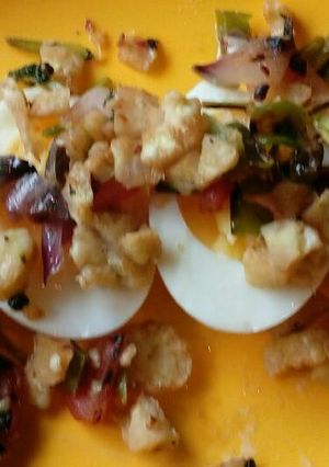 A picture of Egg salad.