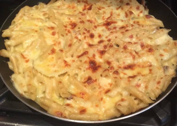 Recipe of Ultimate Layered potato with baby spinach and packet pasta