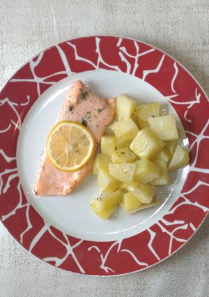 Foto di Salmone al forno con patate