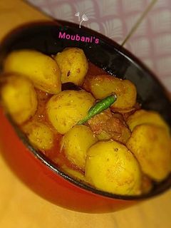 টকঝাল আলুরদম (Tokjhaal aloor dum recipe in Bengali) রেসিপির প্রধান ছবি