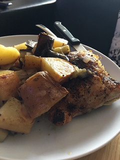 Una foto de Pollo al horno