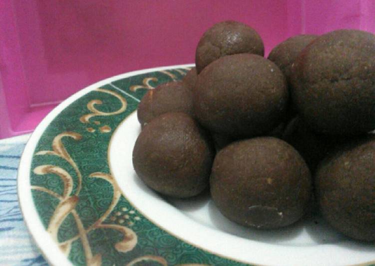 Bola Marie Coklat