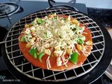 जैन कॉर्न,कैपिसकम चीज़ पिज़्ज़ा(jain, corn,capisicum,cheese pizza)