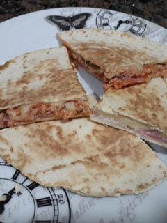 Una foto de Mis quesadillas