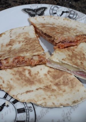 Una foto de Mis quesadillas