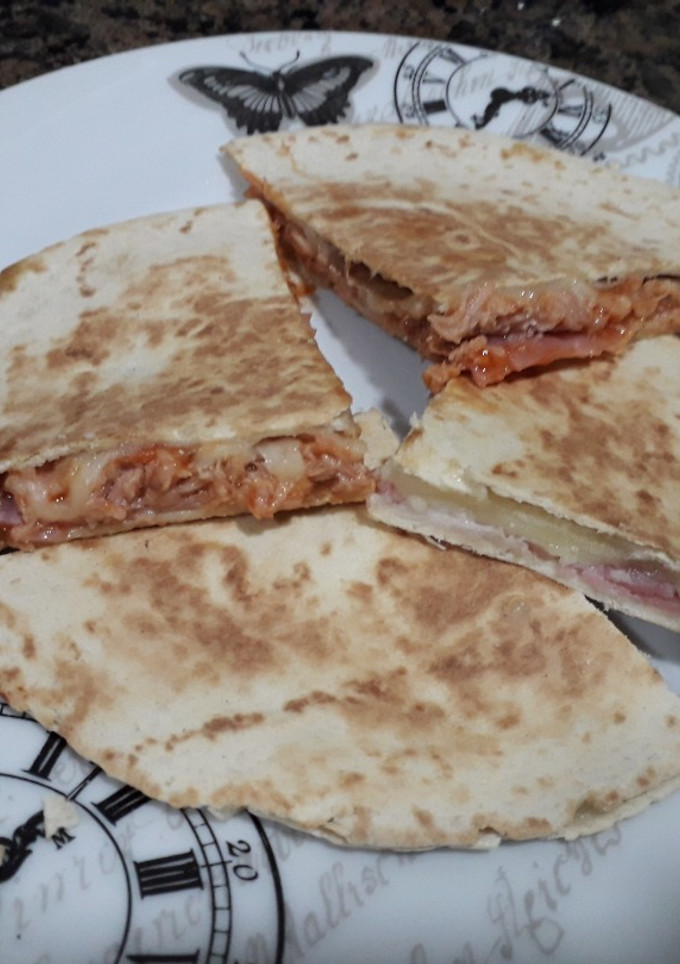 Una foto de Mis quesadillas