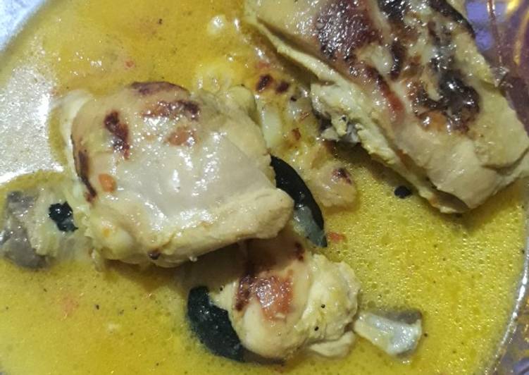 Kare Ayam Bakar Pedas