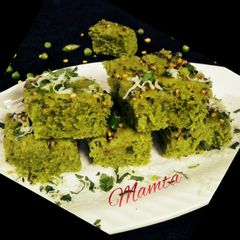 A picture of Green peas Dhokla.