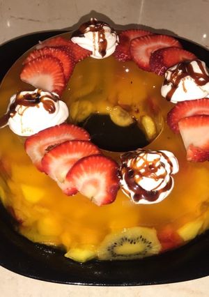 صورة لوصفة فلان بالفواكه مذاق هائل والله البنات 🍊🍓🍐🍌🥝