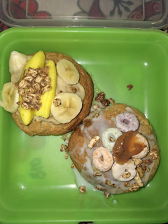 Una foto de Crumbl cookies saludables