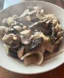 經典鐵板味#黑胡椒蘑菇炒洋蔥