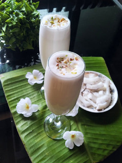 A picture of Coconut milk shake.