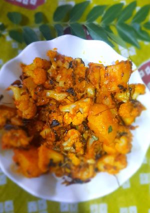 A picture of Masala Aloo Gobhi.