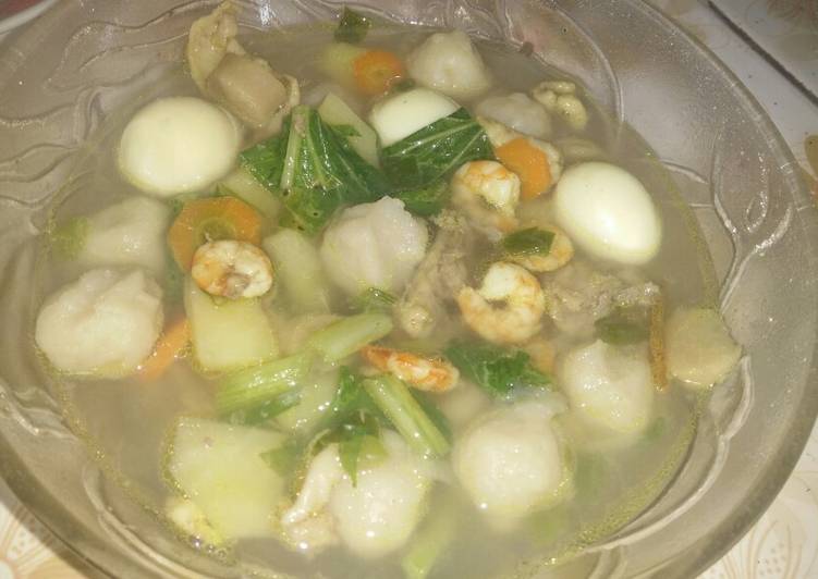 Sop udang ayam sosis dan pentol