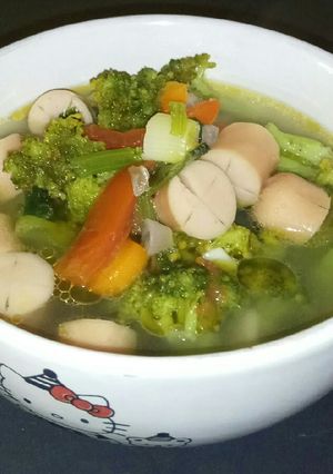 Foto resep Sop broksis (brokoli sosis) #BikinRamadanBerkesan