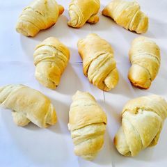 A picture of Croissants.