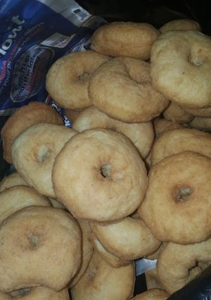 A picture of Swahili donuts#author marathon.