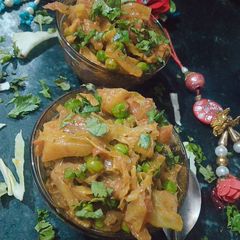 A picture of Cabbage onion fry.