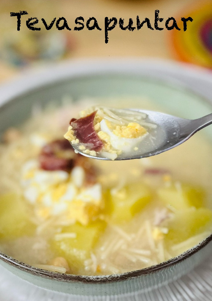 Una foto de Sopa de picadillo 🍵 🎄