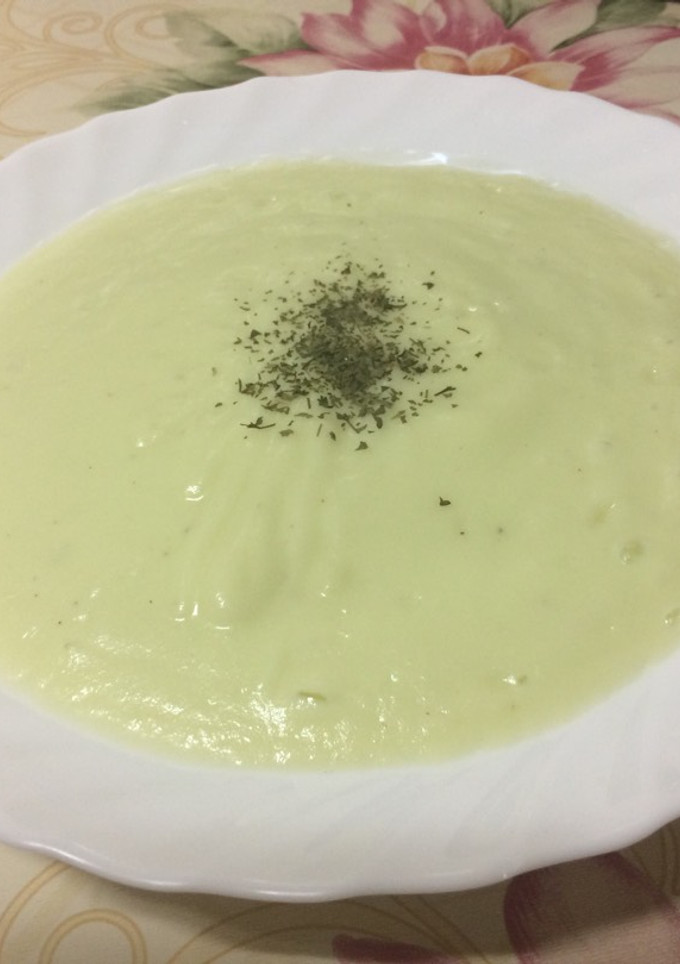 Una foto de Crema de chayote y patata