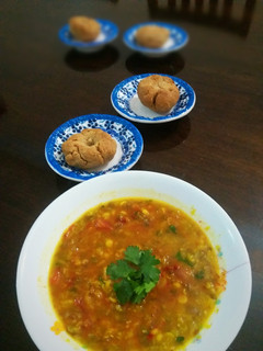A picture of Rajasthani dal bati.
