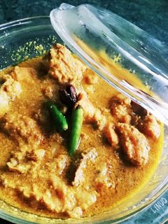 চিকেন রেজালা (chicken rezala recipe in Bengali) রেসিপির প্রধান ছবি