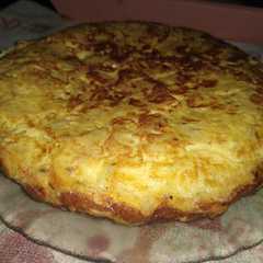 Una foto de Tortilla de papa sin aceite saludable 😋