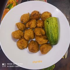 A picture of खीरा के पकोड़े.