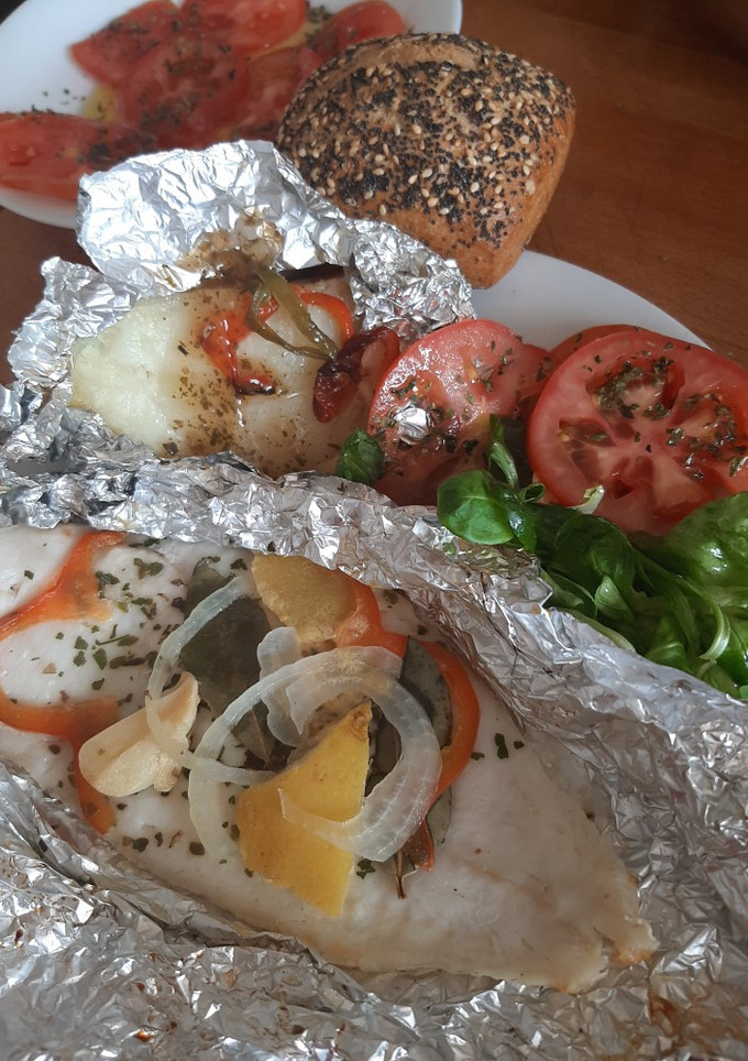 Una foto de Merluza al papillote