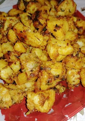 صورة لوصفة بطاطا محمرة في الفرن🥔🍟