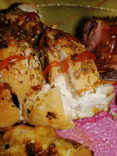 Una foto de Suprema de pollo y chorizo al horno