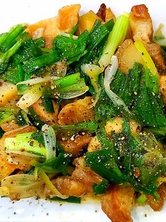 Hình của món Thịt rang hành.