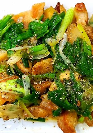 Hình của món Thịt rang hành.