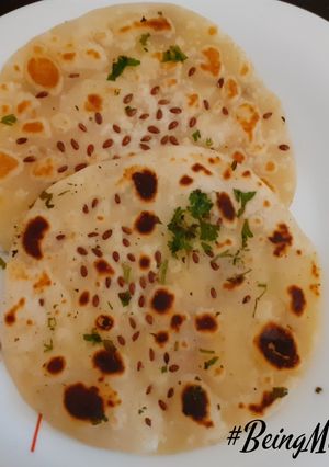 A picture of Flaxseeds Kulcha / Alsi Kulcha.