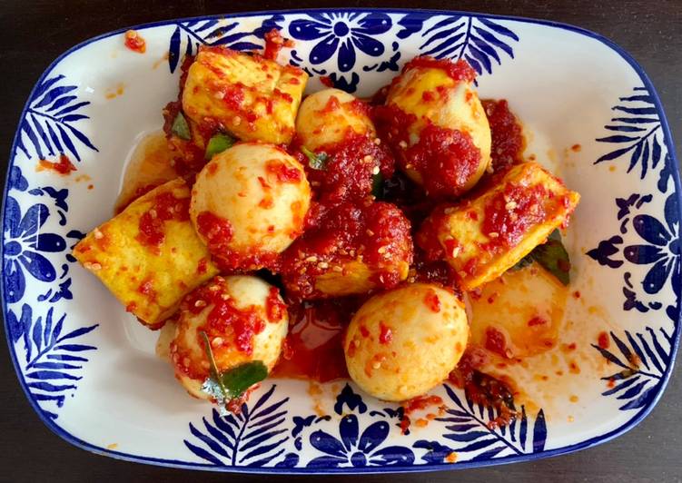 Siap Saji Telor &amp;amp; Tahu Balado #simple #simpleasalways Enak Sempurna